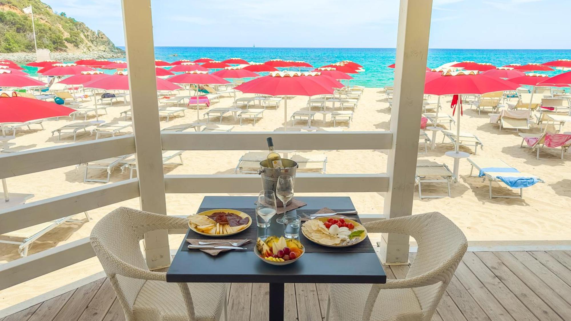 Sant'Elmo Beach Hotel Кастіадас Екстер'єр фото