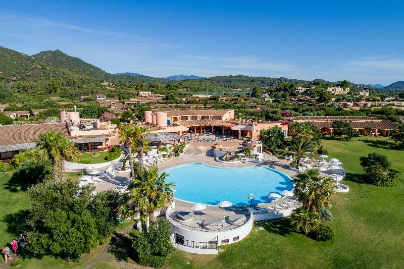 Sant'Elmo Beach Hotel Кастіадас Екстер'єр фото